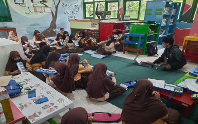 Harmoni Langkah dan Nada, Drumband MIN 11 Gunungkidul Tetap Berlatih di Bulan Suci