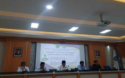 Guru MIN 11 Gunungkidul Ikuti Pelatihan Koding dan Kecerdasan Artificial bagi Guru MIN Se-DIY
